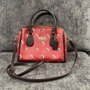 Coach crossbody purse.